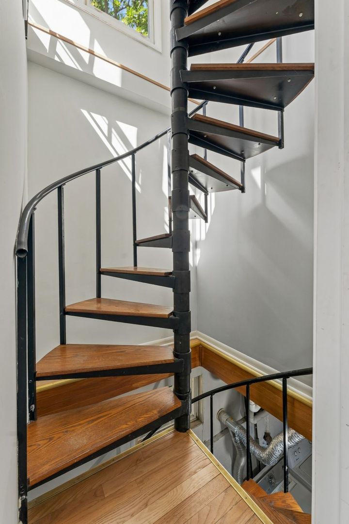 205 Hillside Drive Property Photo 17