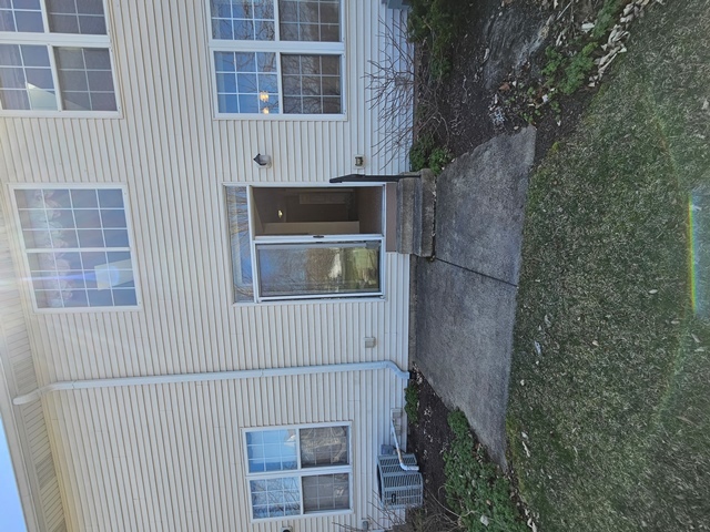 2923 Bartlett Court 2923 Property Photo 15