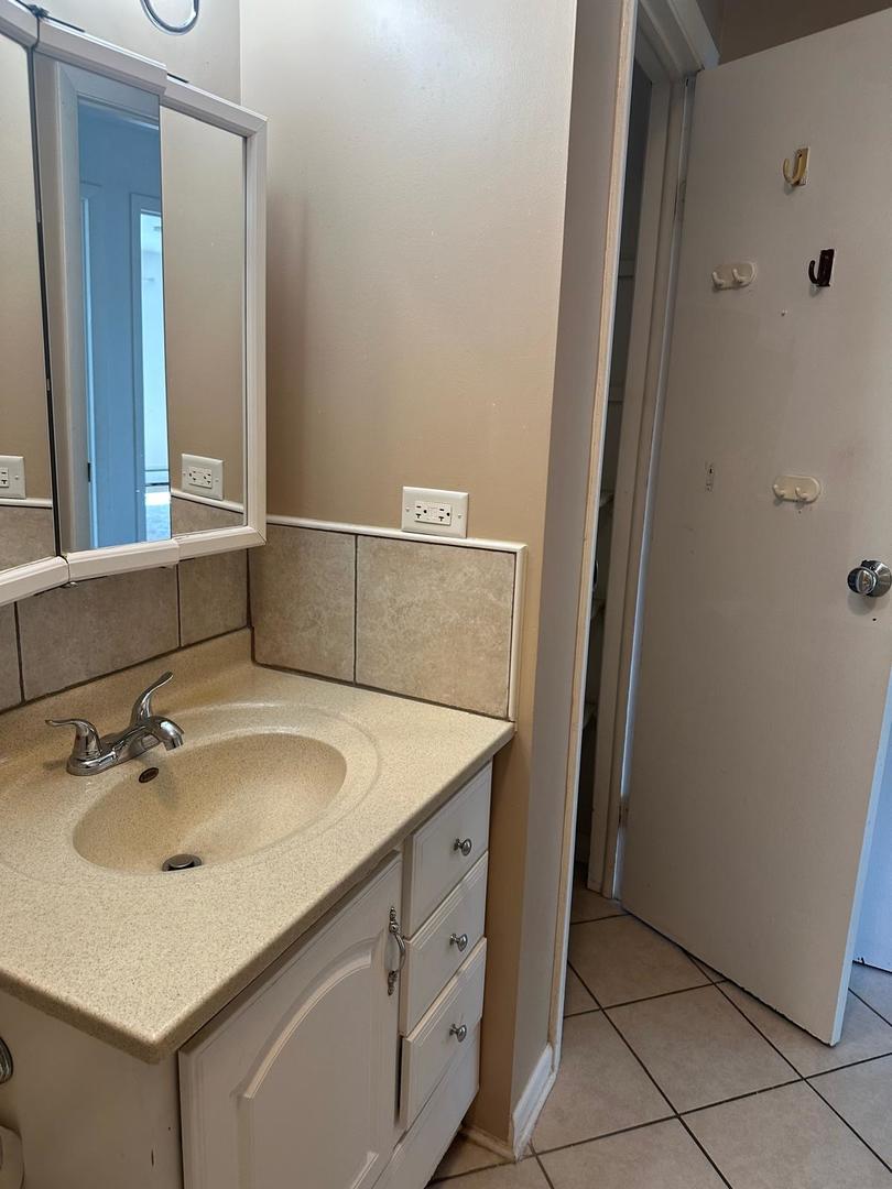 735 Heritage Drive 10204 Property Photo 18