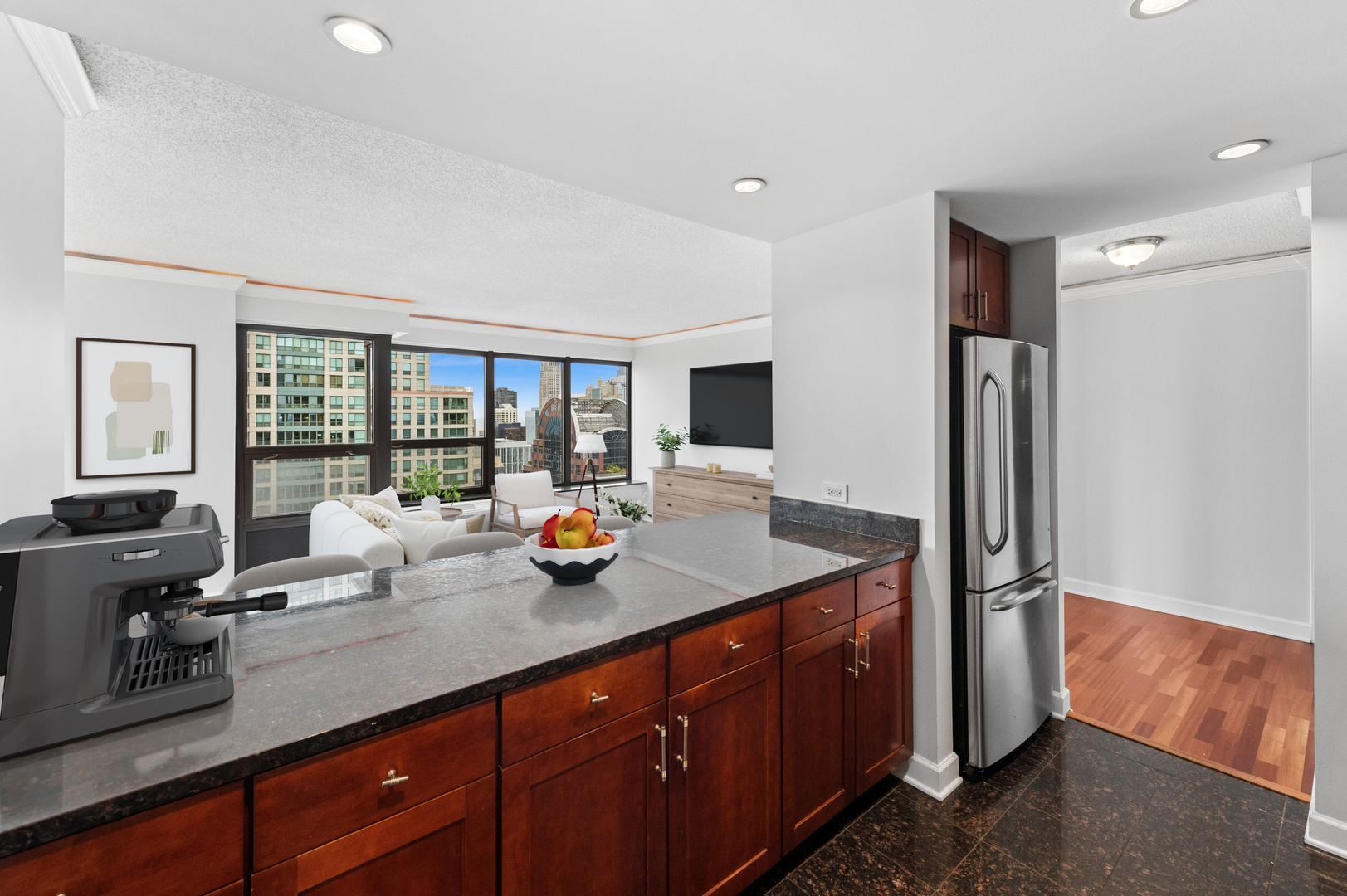 30 E Huron Street 5009 Property Photo 6