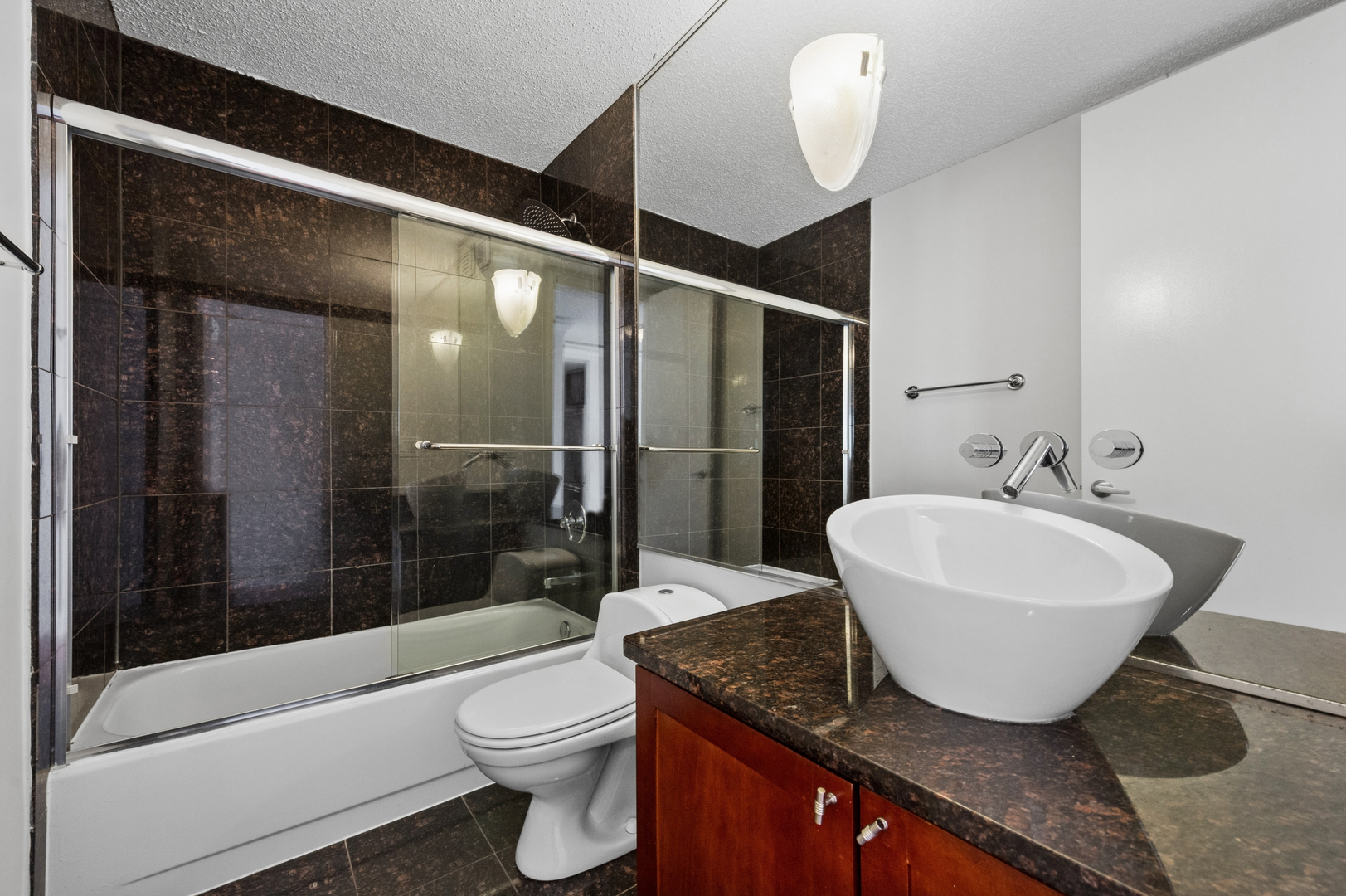 30 E Huron Street 5009 Property Photo 17