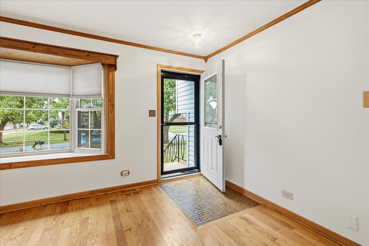 273 Lyons Drive Property Photo 4