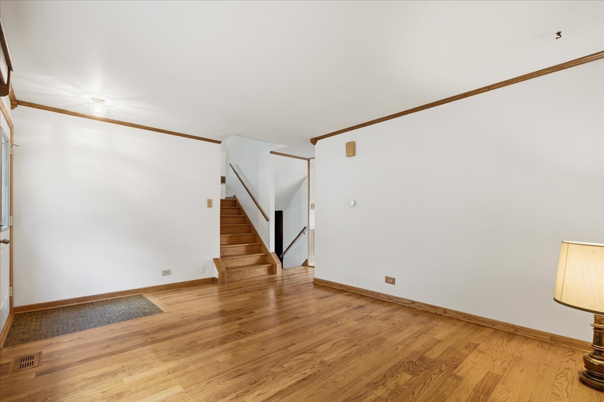 273 Lyons Drive Property Photo 6