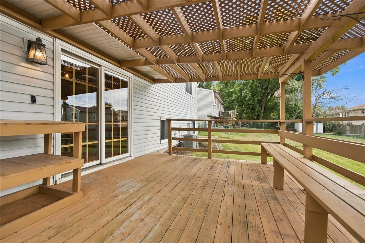 273 Lyons Drive Property Photo 24