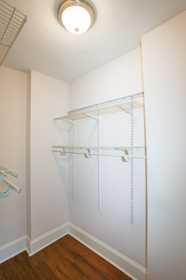 5326 S Cornell Avenue 508 Property Photo 7