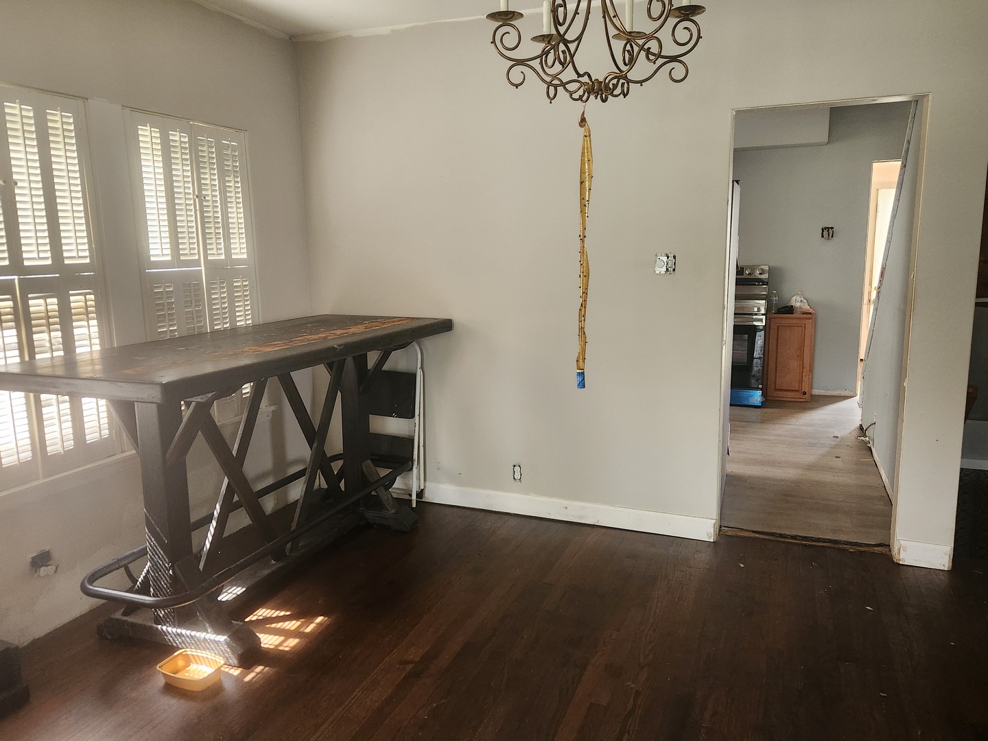 941 N Lombard Avenue Property Photo 4