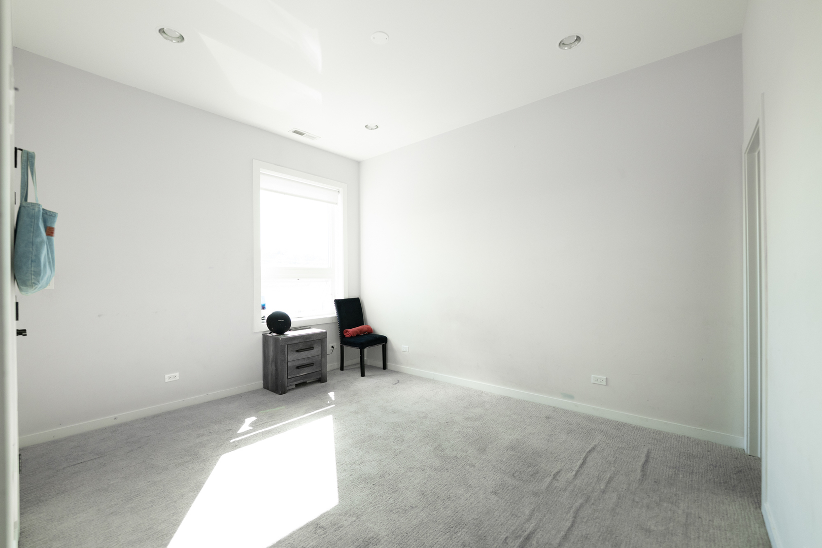 321 S Washtenaw Avenue Property Photo 29
