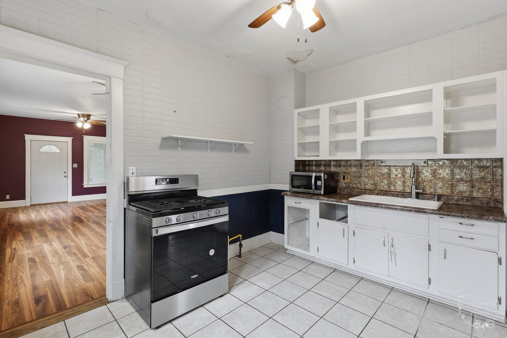 430 S Myrtle Avenue Property Photo 8