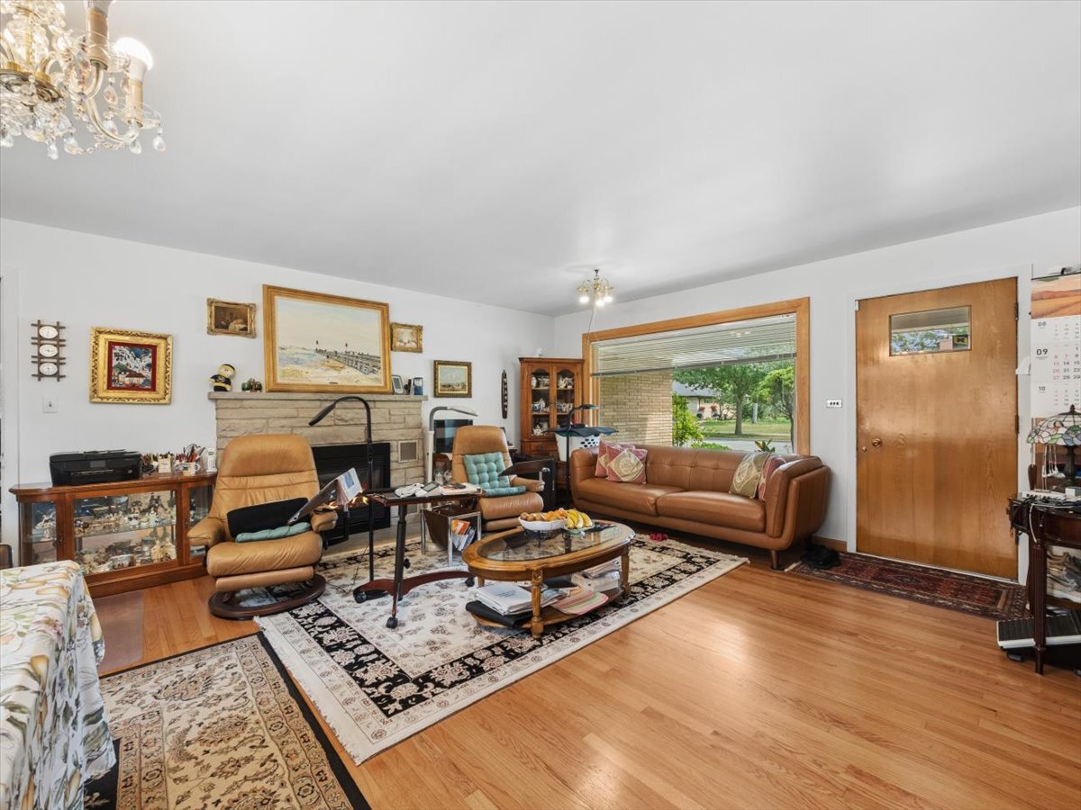 330 Cornell Avenue Property Photo 4