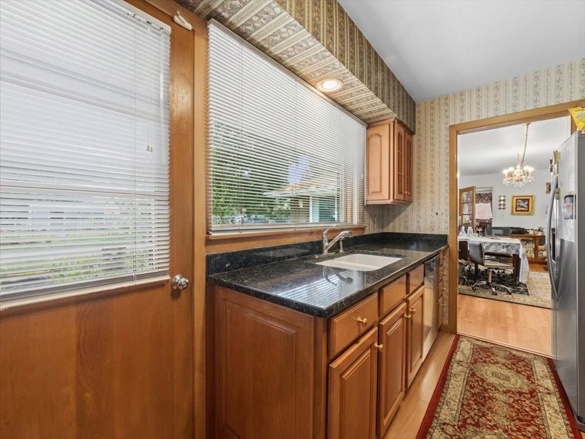 330 Cornell Avenue Property Photo 10