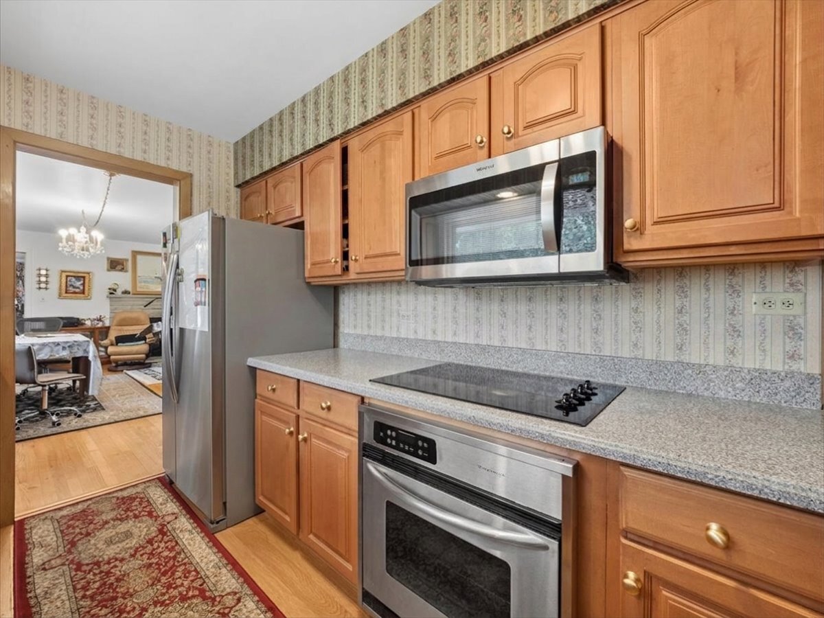 330 Cornell Avenue Property Photo 12