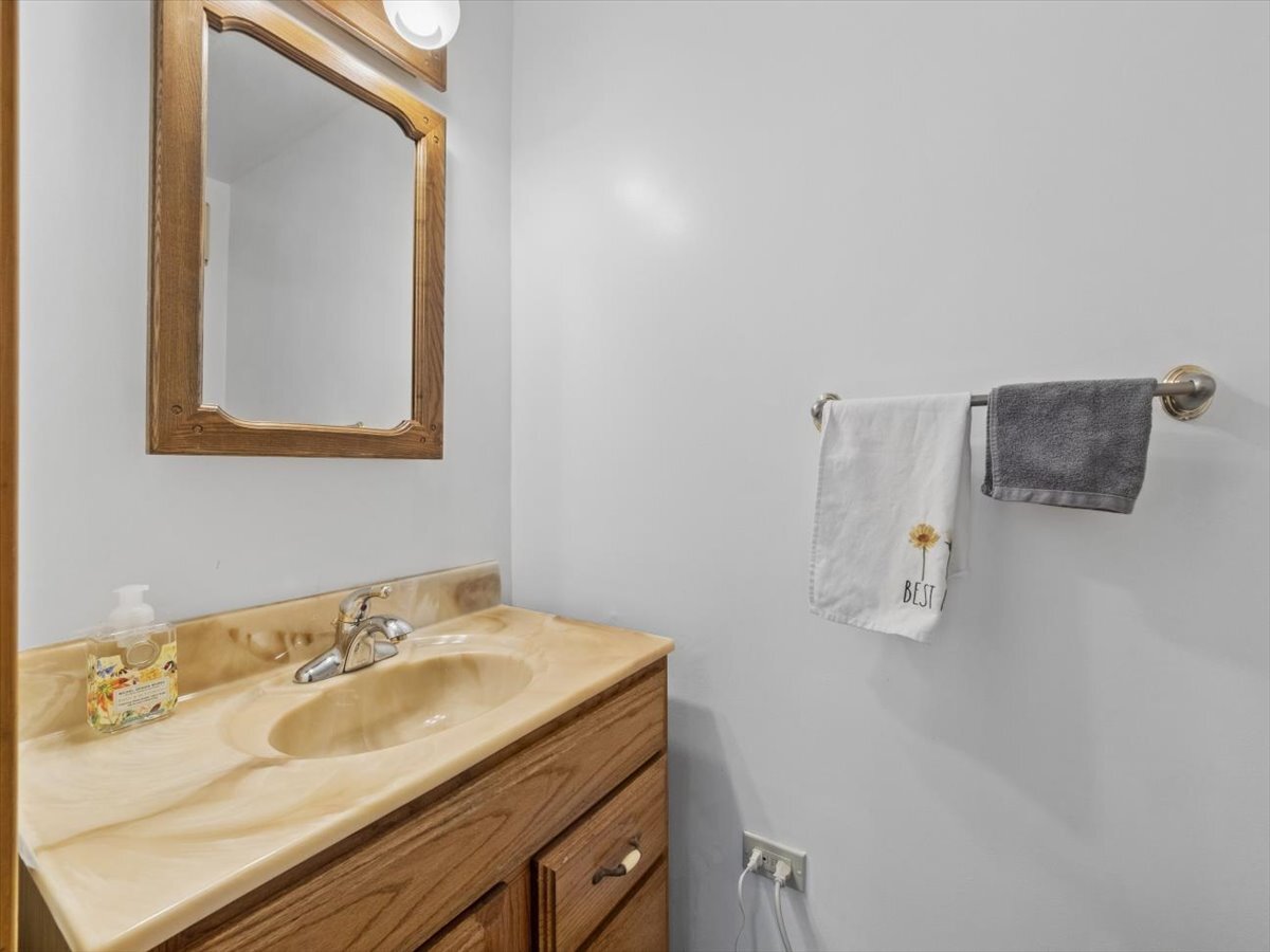 330 Cornell Avenue Property Photo 25
