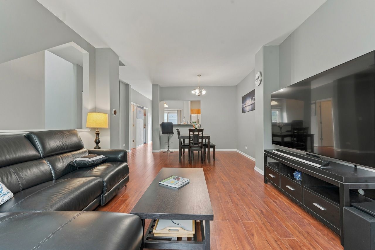 1002 Savoy Court Property Photo 6