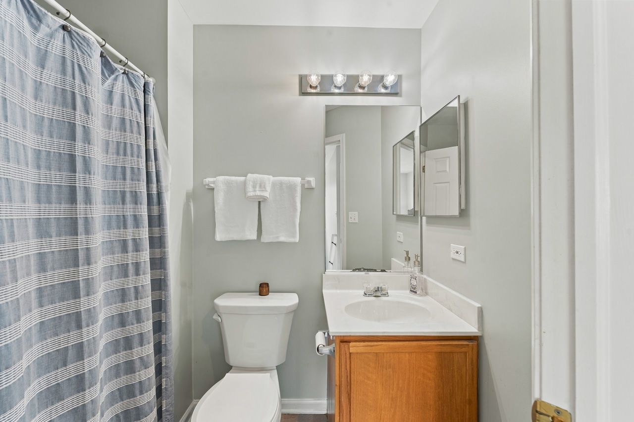 1002 Savoy Court Property Photo 20
