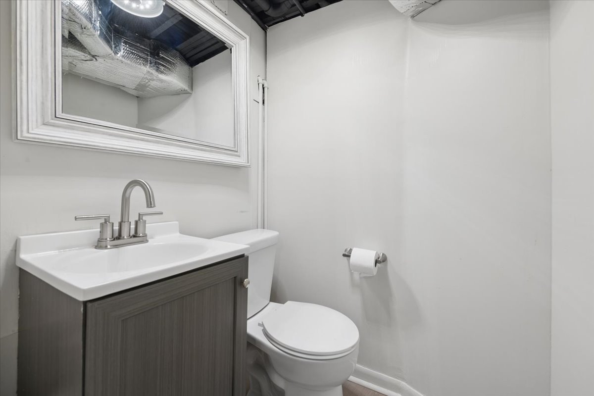 1741 N 76th Court Property Photo 18