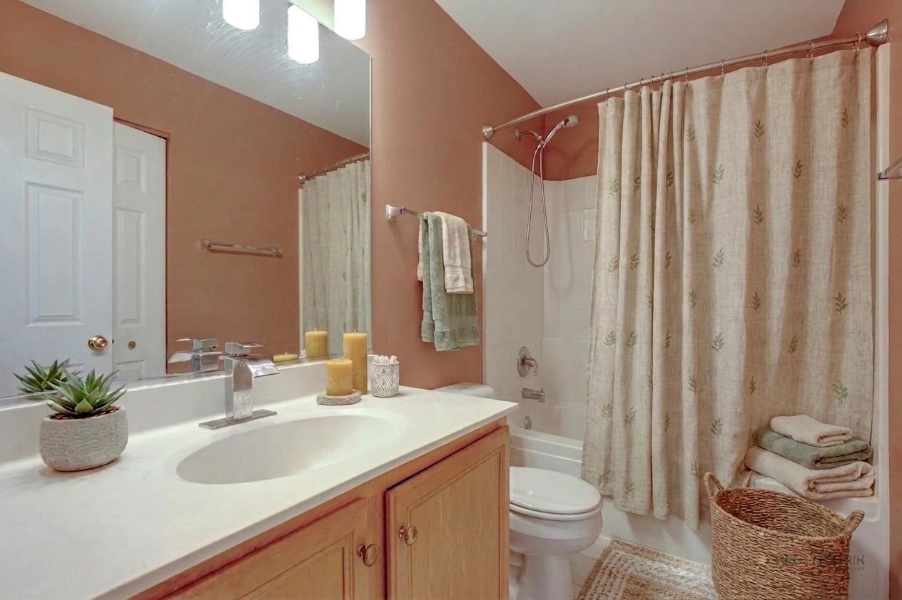 467 Pine Lake Circle Property Photo 10