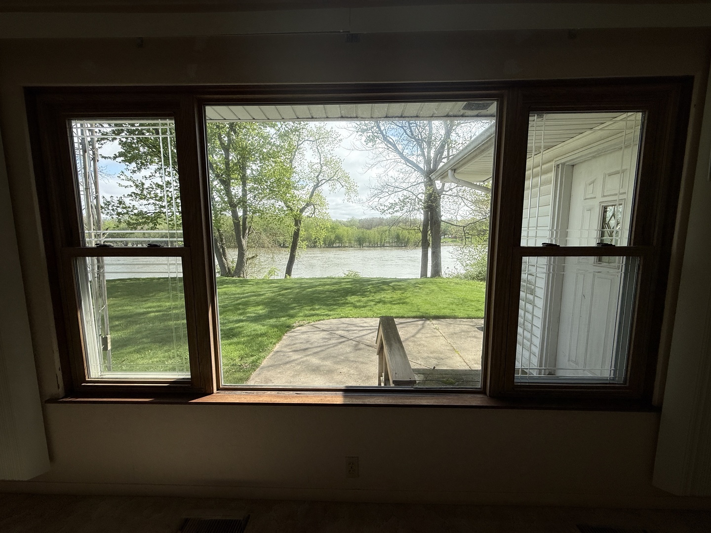 22016 Il-113 Route Property Photo 12