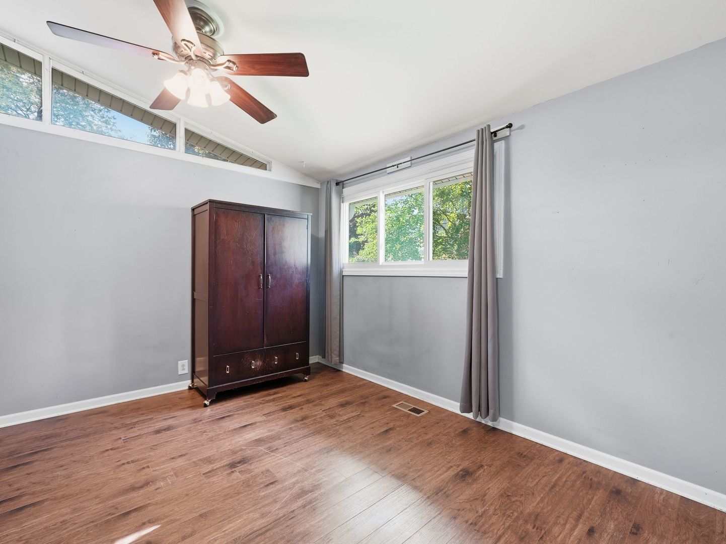 3715 Claremont Road Property Photo 12