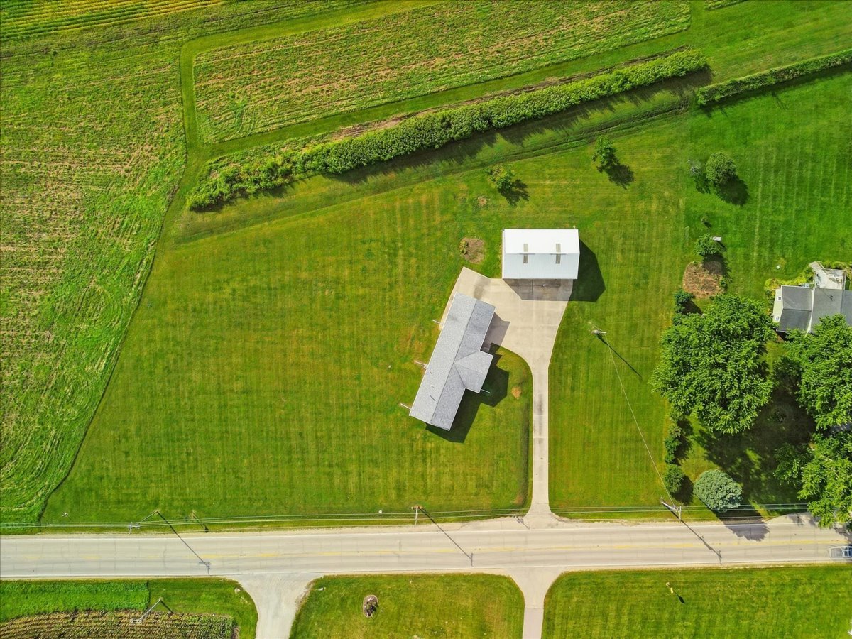 15661 Moline Road Property Photo 13
