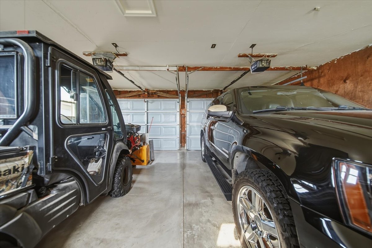 15661 Moline Road Property Photo 15