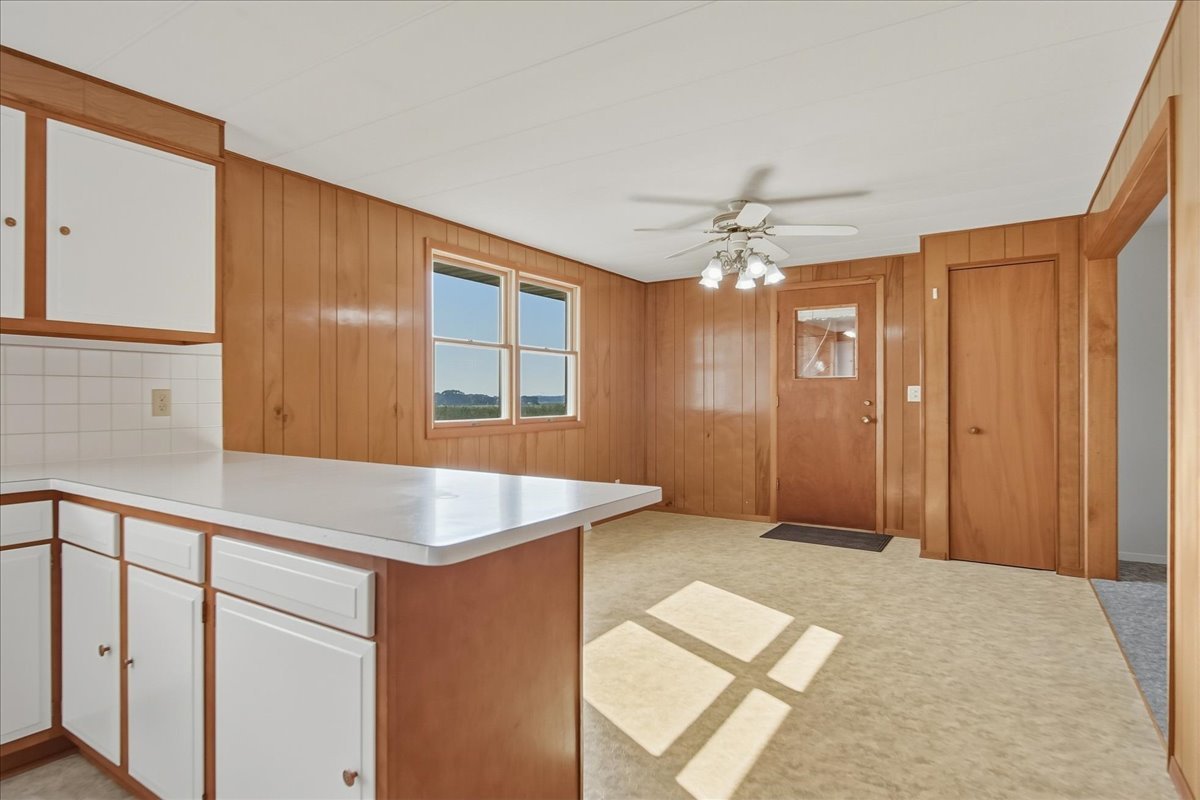 15661 Moline Road Property Photo 16