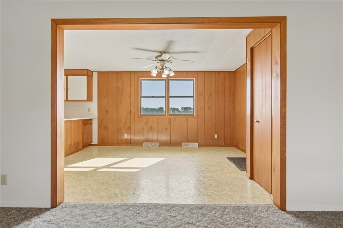 15661 Moline Road Property Photo 22