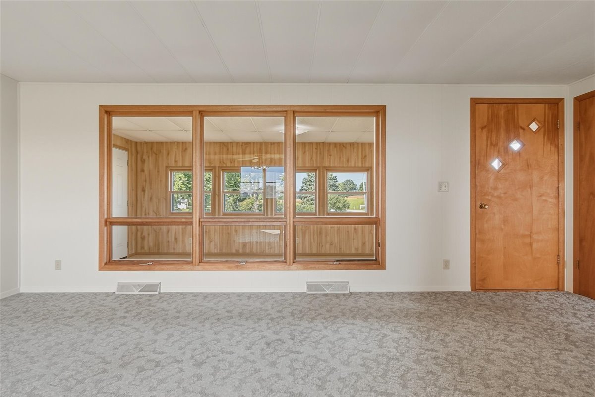 15661 Moline Road Property Photo 24
