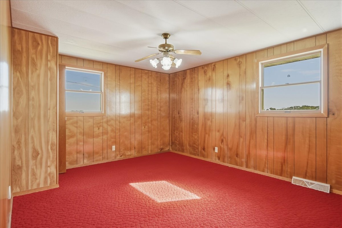 15661 Moline Road Property Photo 30