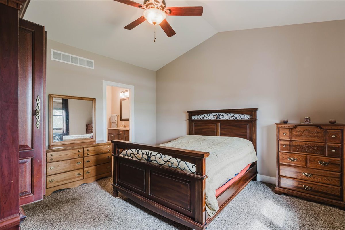 615 Prairie Meadows Drive Property Photo 15
