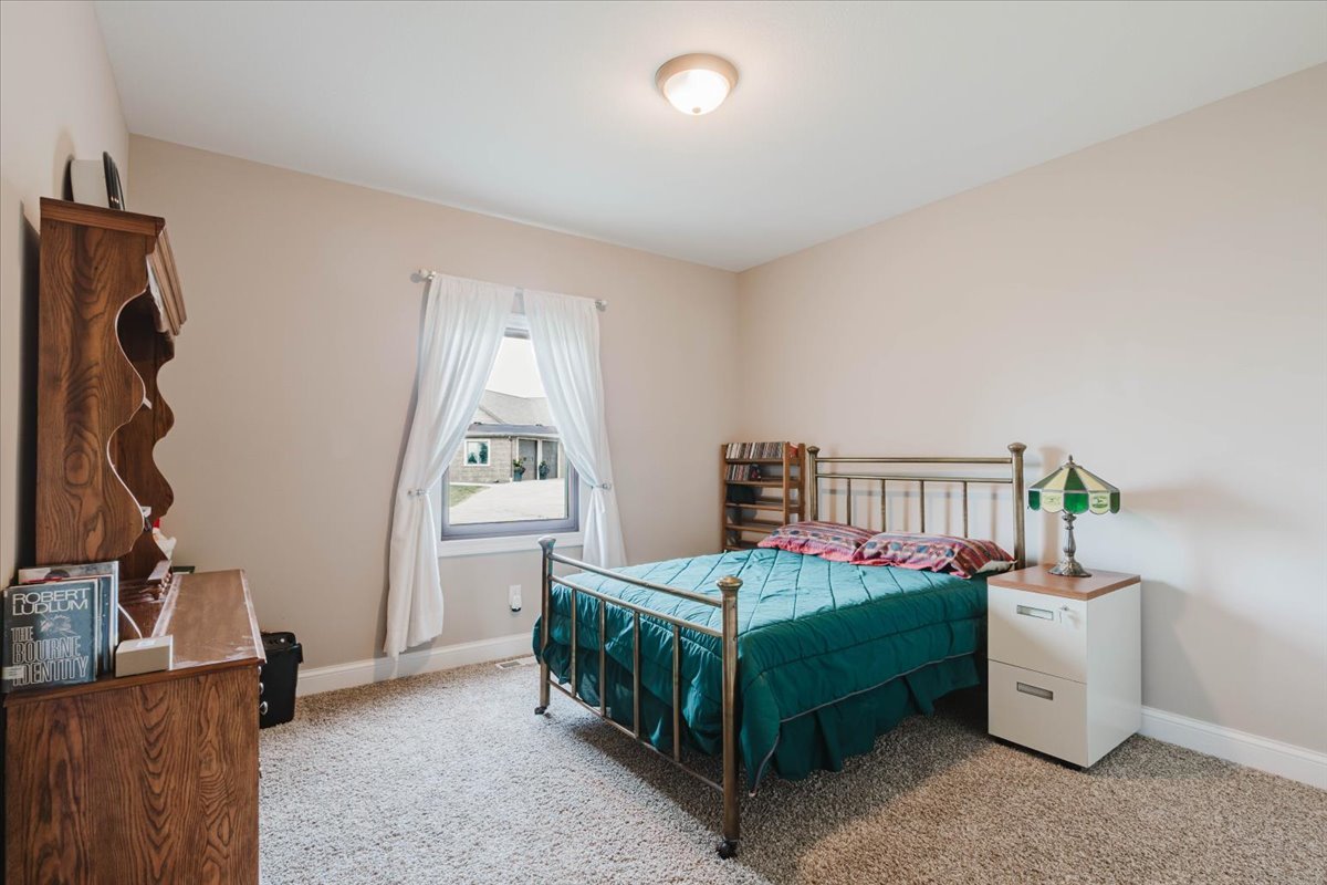 615 Prairie Meadows Drive Property Photo 18