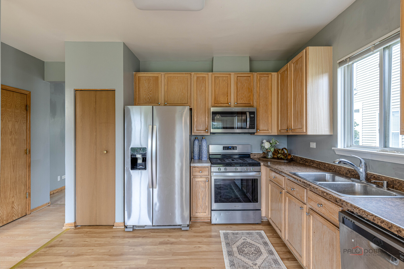 357 W Waterbury Drive Property Photo 11