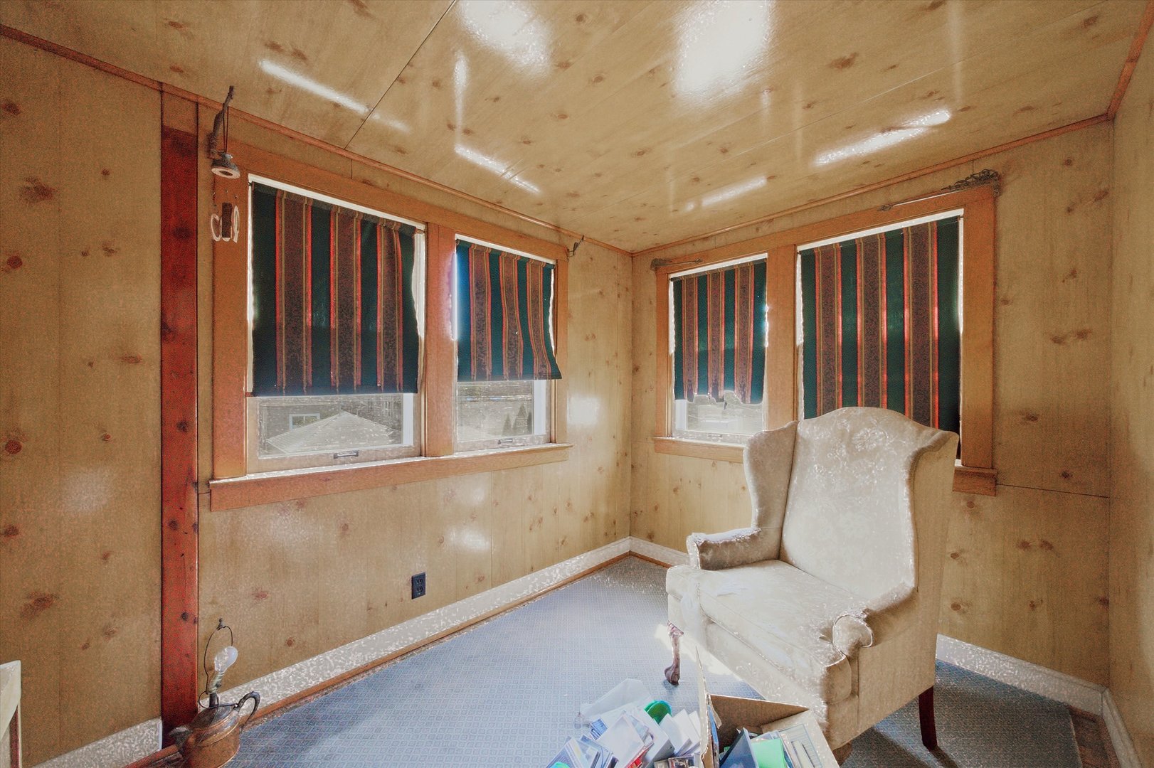 3811 N Francisco Avenue Property Photo 5