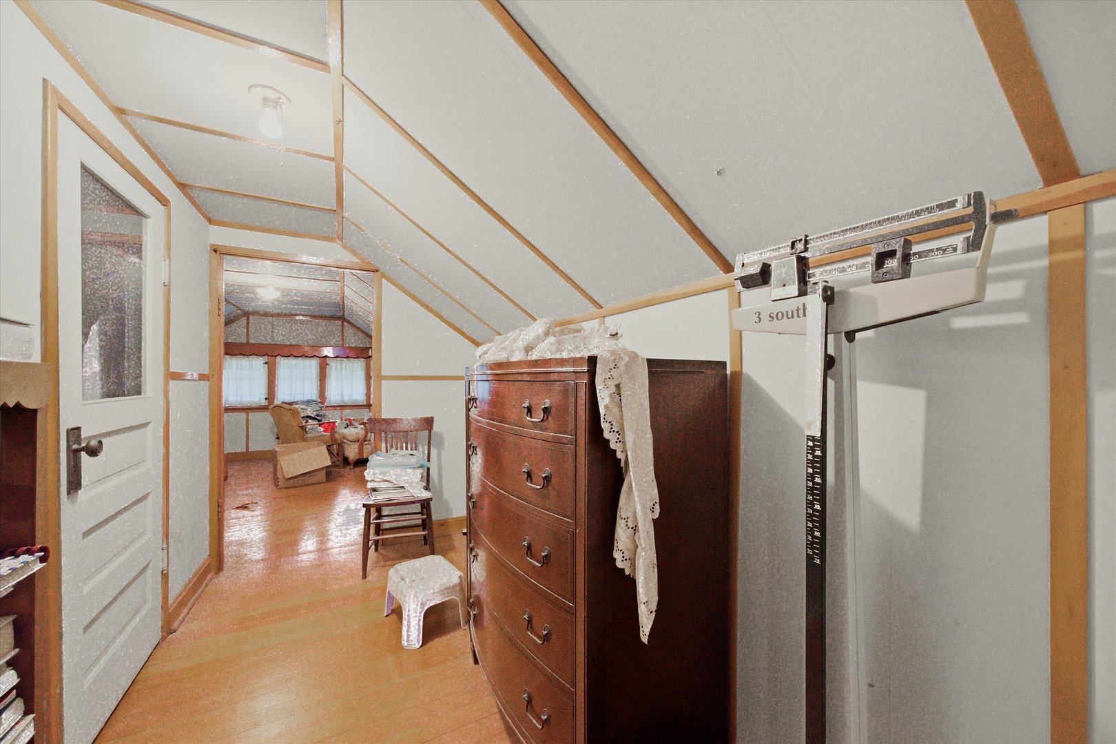 3811 N Francisco Avenue Property Photo 8