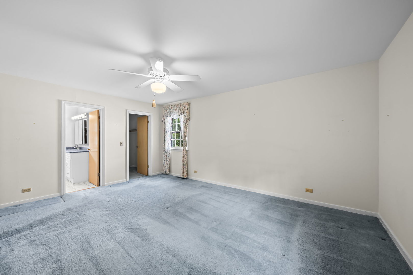 705 S Kennicott Avenue Property Photo 12