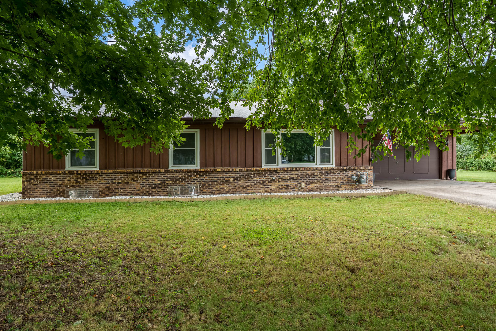 102 Bunn Drive Property Photo 2