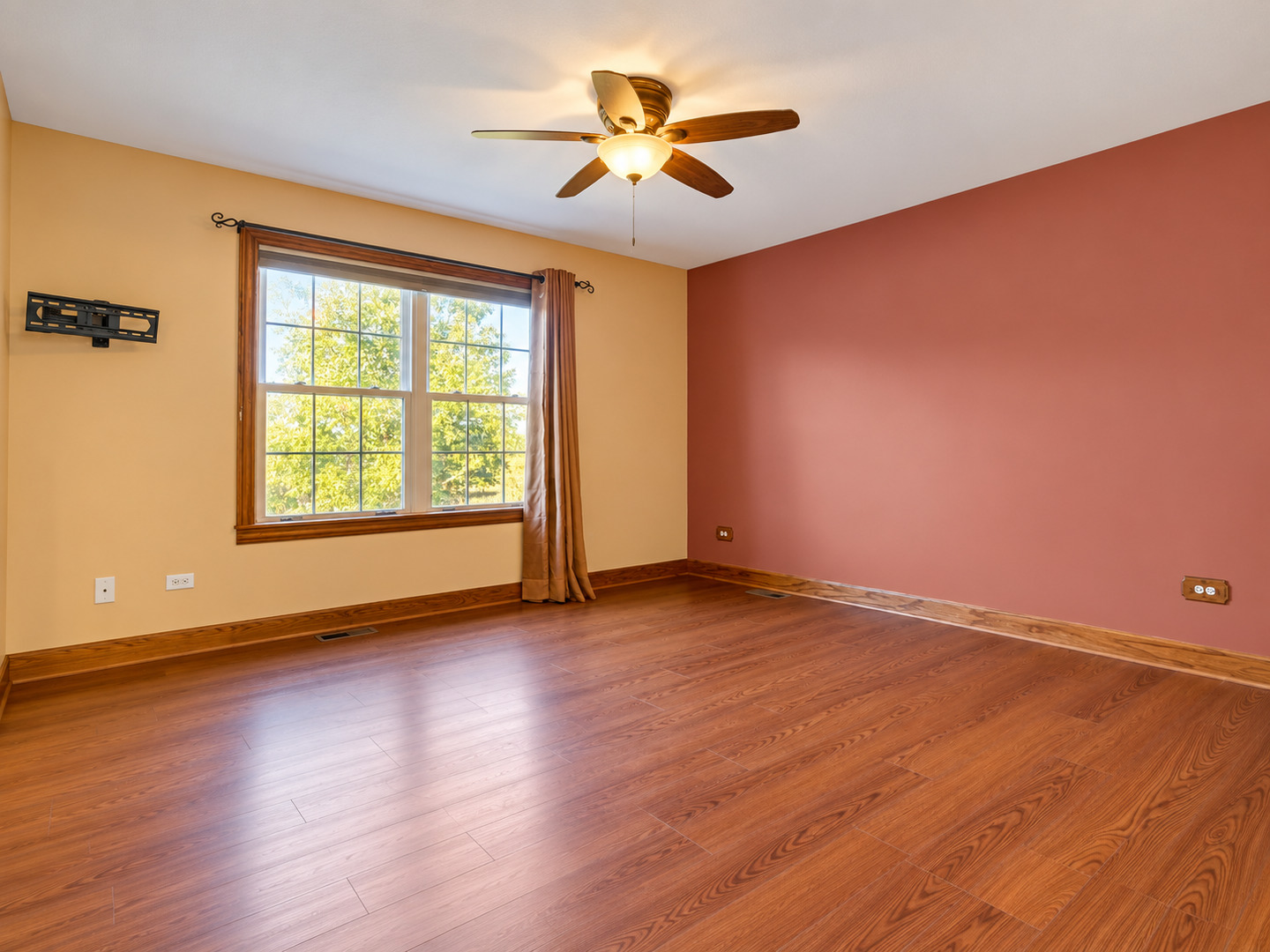 12758869 Property Photo 19