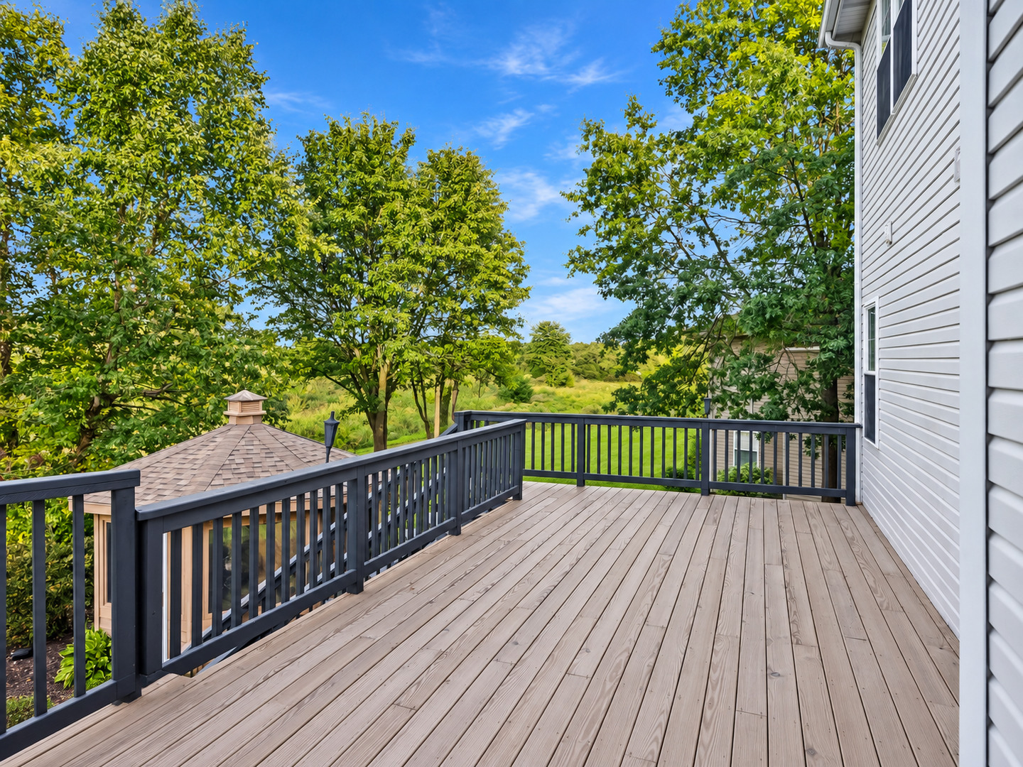 12758869 Property Photo 32