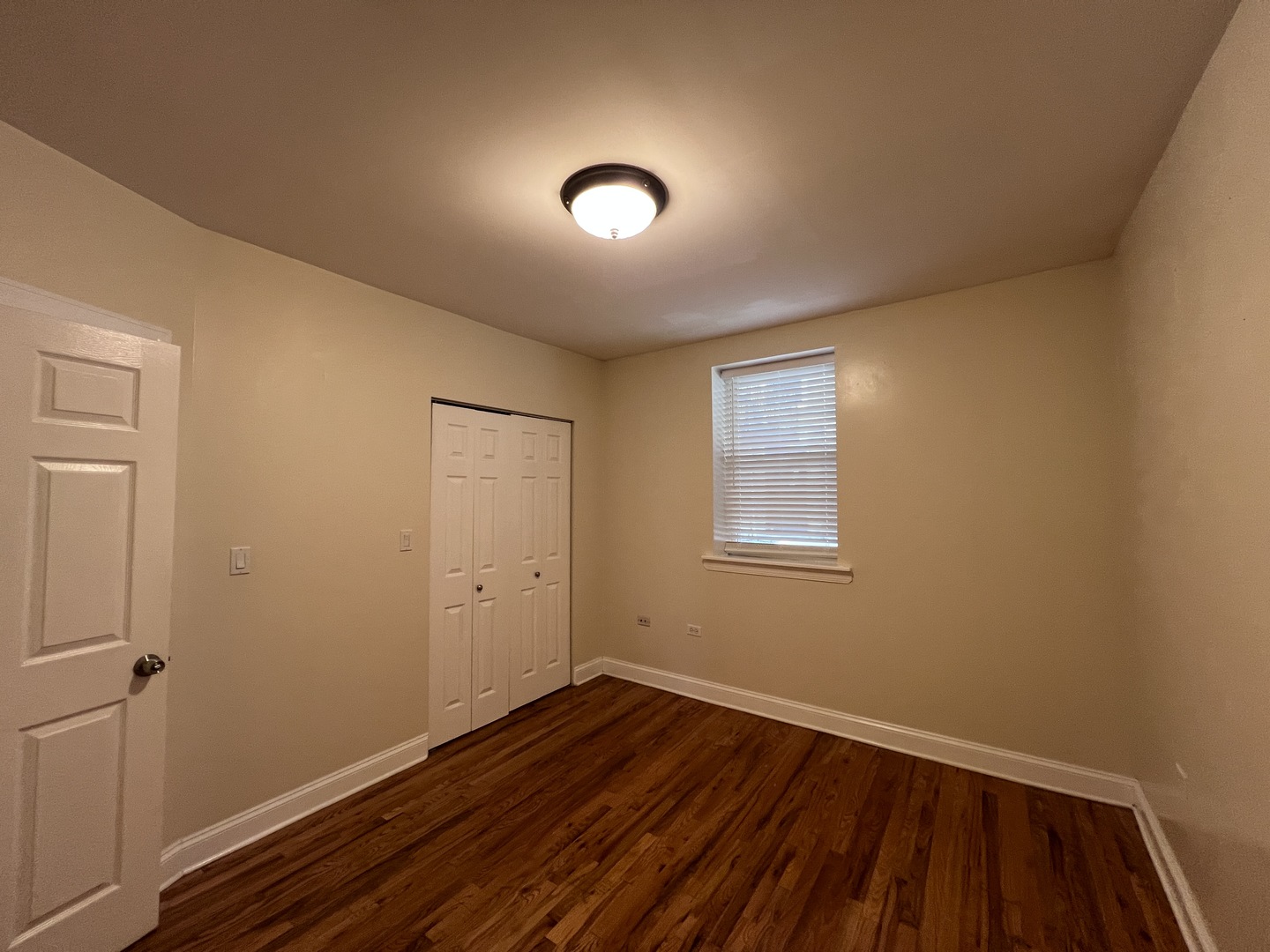 4814 N Avers Avenue G Property Photo 9