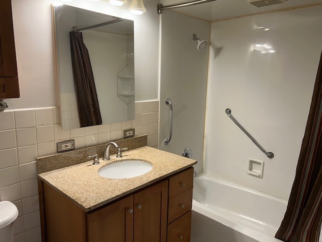7234 W North Avenue 711 Property Photo 16