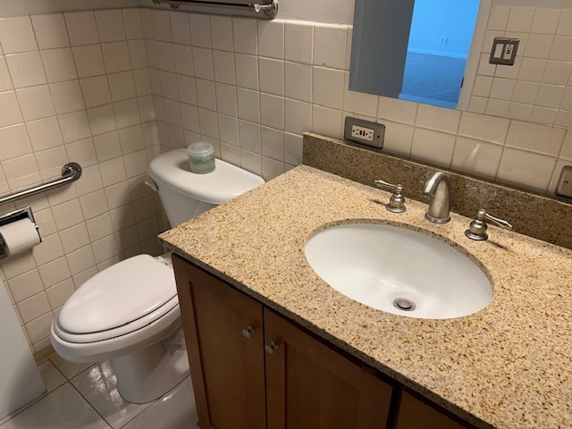 7234 W North Avenue 711 Property Photo 17