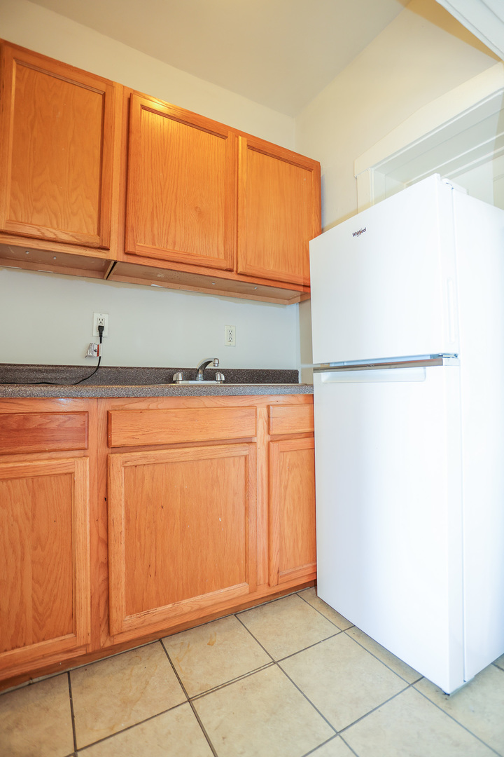 5419 S Harper Avenue 310 Property Photo 2