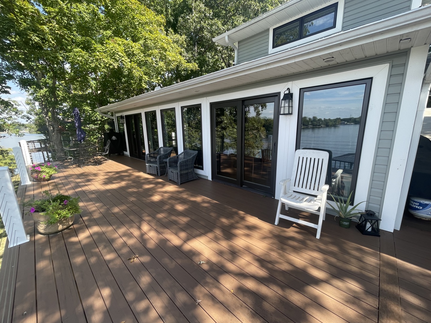 1045 Lakeshore Drive Property Photo 27