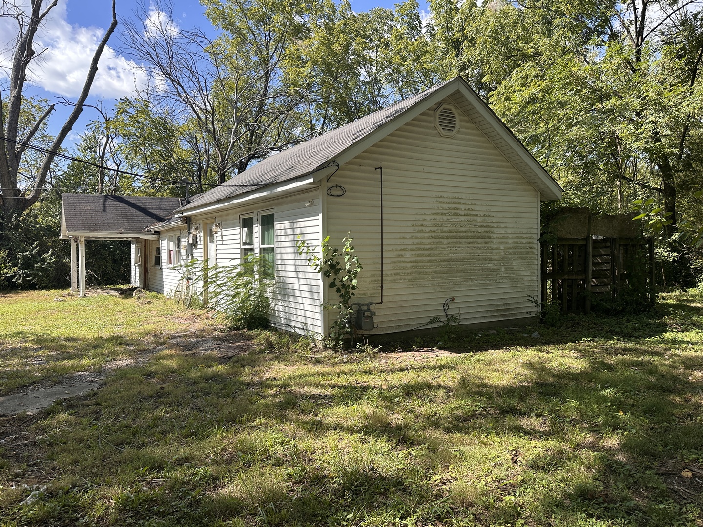 5809 Yung Road Property Photo 5