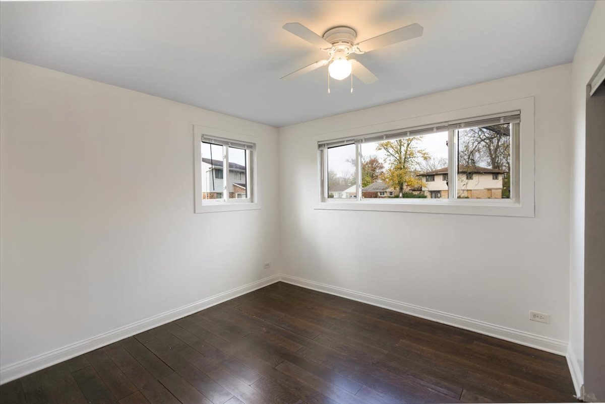 321 Onarga Street Property Photo 13