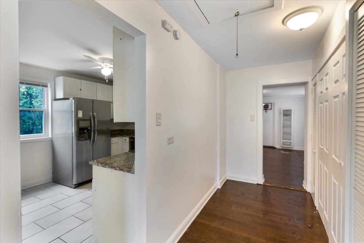 321 Onarga Street Property Photo 18