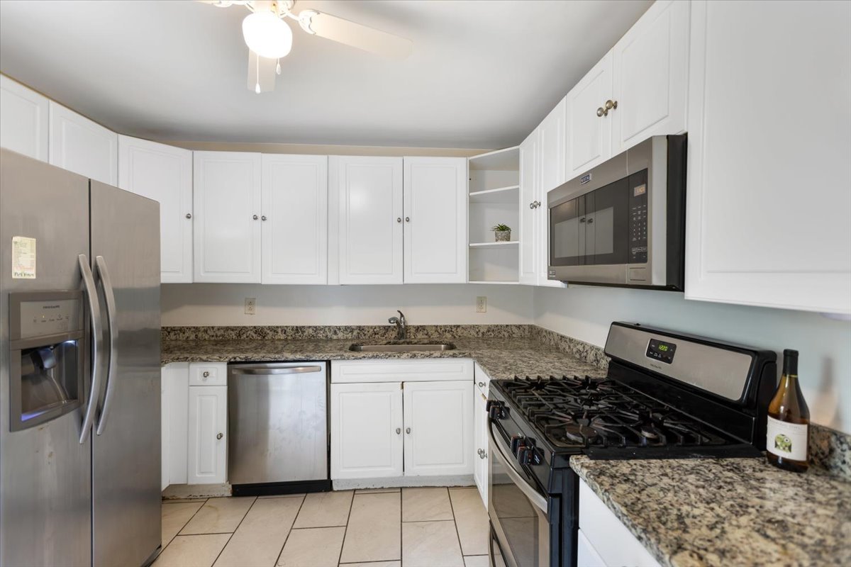 321 Onarga Street Property Photo 19