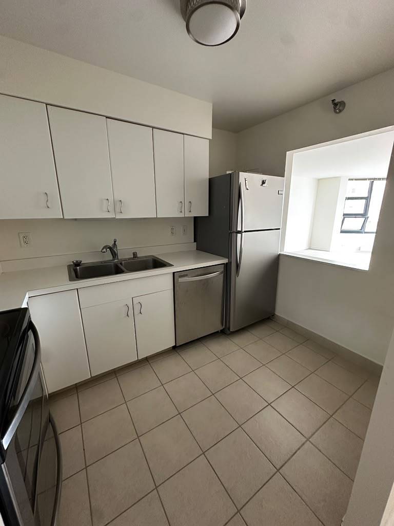 401 E Ontario Street 2307 Property Photo 4
