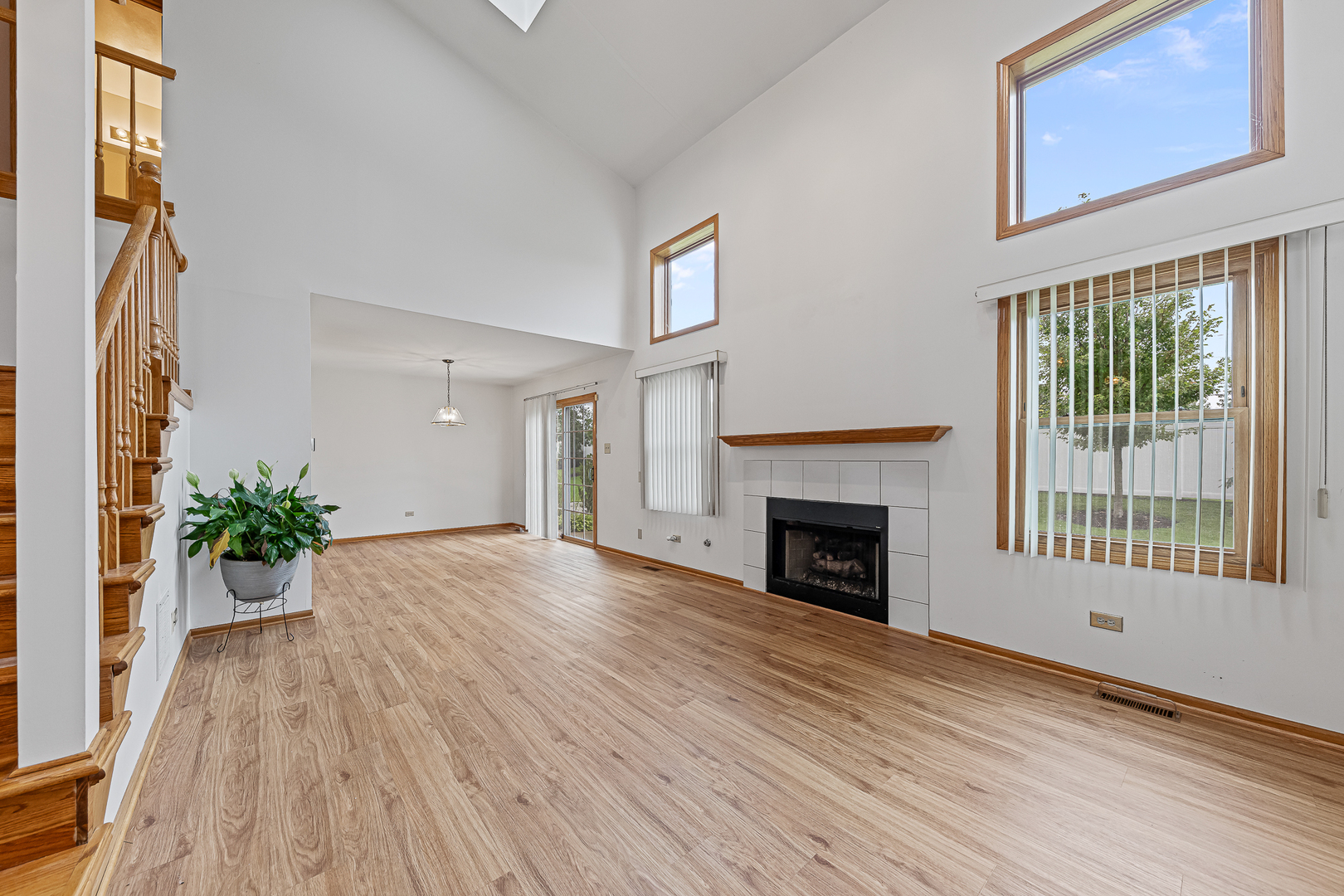 9981 Constitution Drive Property Photo 3