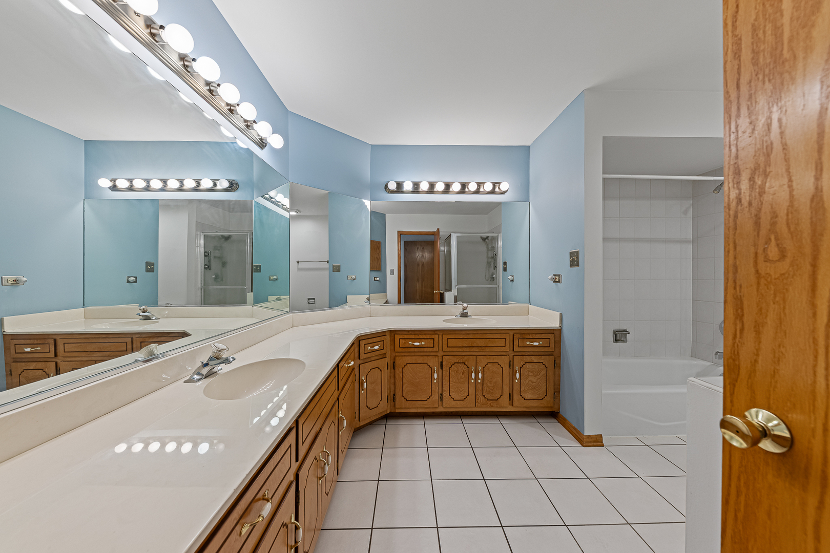 9981 Constitution Drive Property Photo 13
