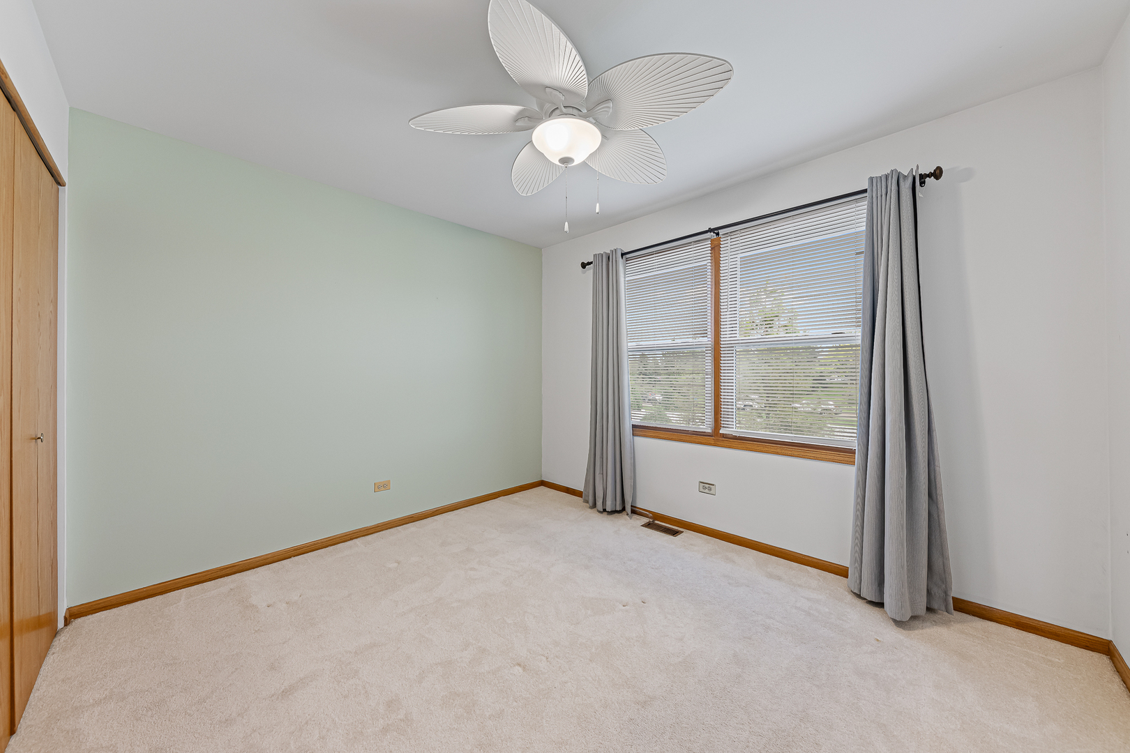 9981 Constitution Drive Property Photo 14